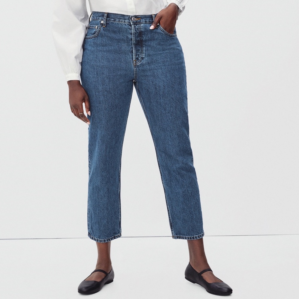 The Curvy Everlane 90s Cheeky Jeans